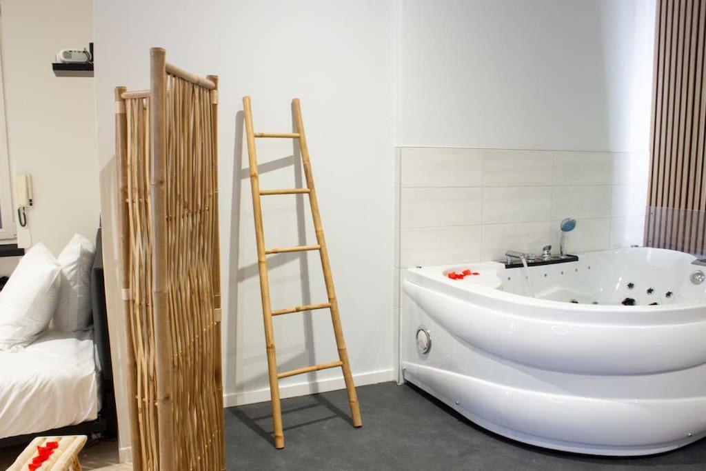 Escapade Suite Albertville Esterno foto